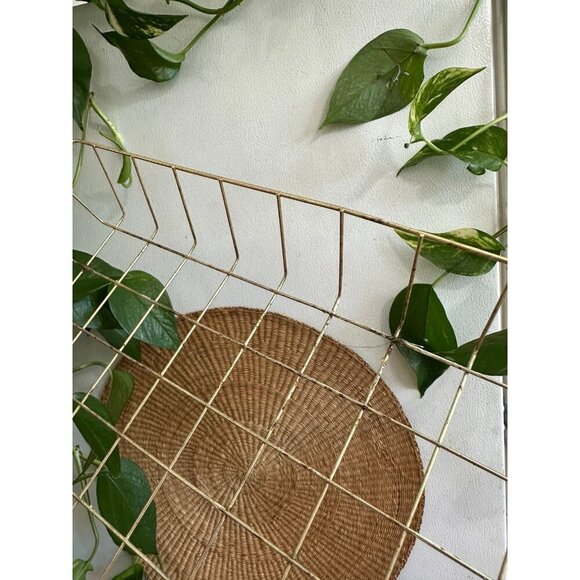 Gold lightweight wire basket - Picture 8 of 9
